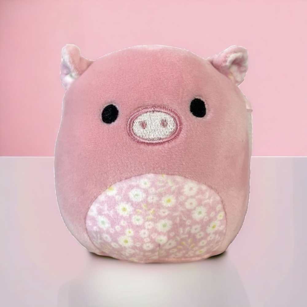 Peter the Pig ( 4.5 IN ) Easter 2023 Squishmallow | NWT ✨